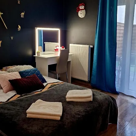 Apartament Nowohucki Apartamento Cracovia
